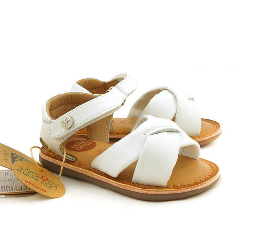 Anori White Sandaler, Stl 20 (Sista par!)